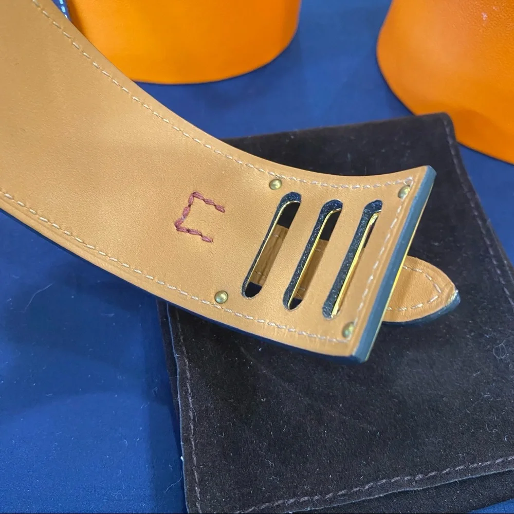 HERMES Rouge H Box Leather Gold Plated Intense cuff Bracelet Small - Picture 8 of 12